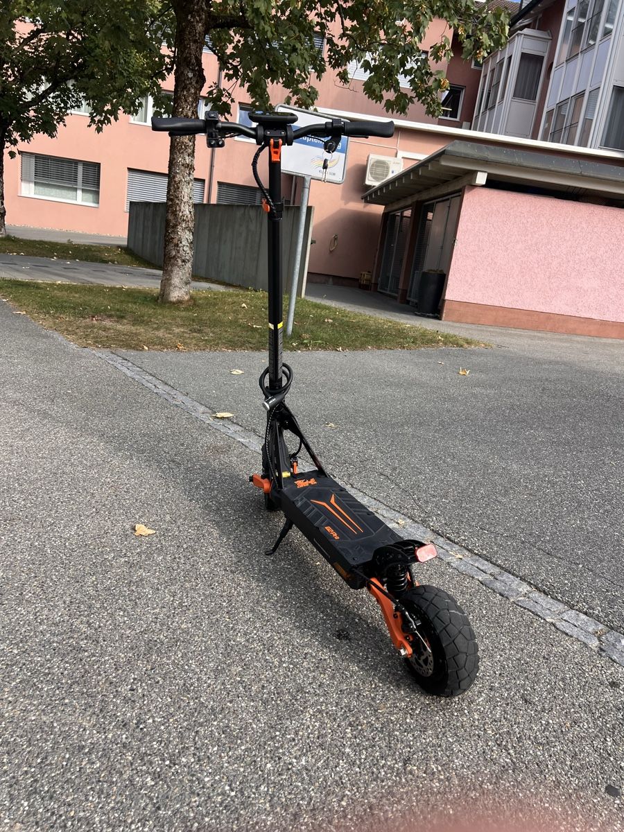 Sonstige: Elektro-Scooter KuKirin G2 Pro  – Gebraucht aus Langenthal von yan_d622 2