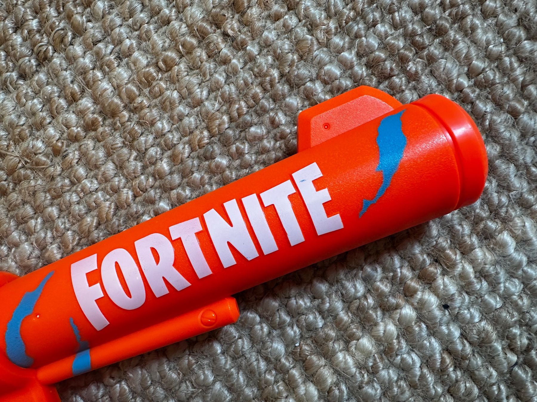Nerf Giocattoli: NERF FORTNITE 6-SH – Usato da Urdorf venduto da nochmalbrauchen 4