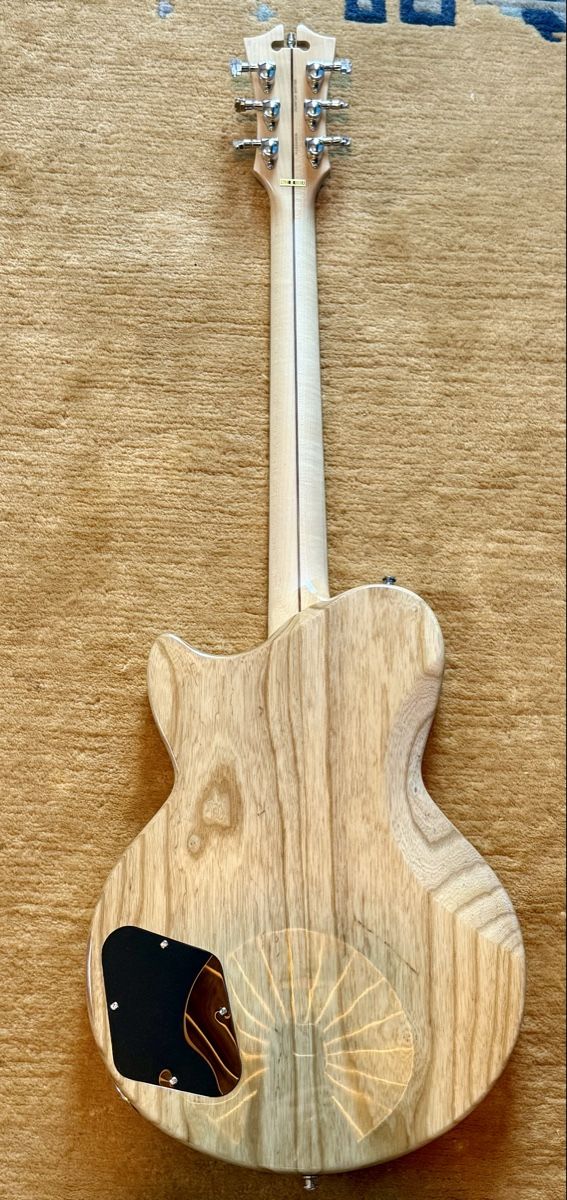 Strumenti musicali: D‘Angelico Deluxe Atlantic – Nuovo (secondo la descrizione) da Mittelhäusern venduto da Rowing1919 2