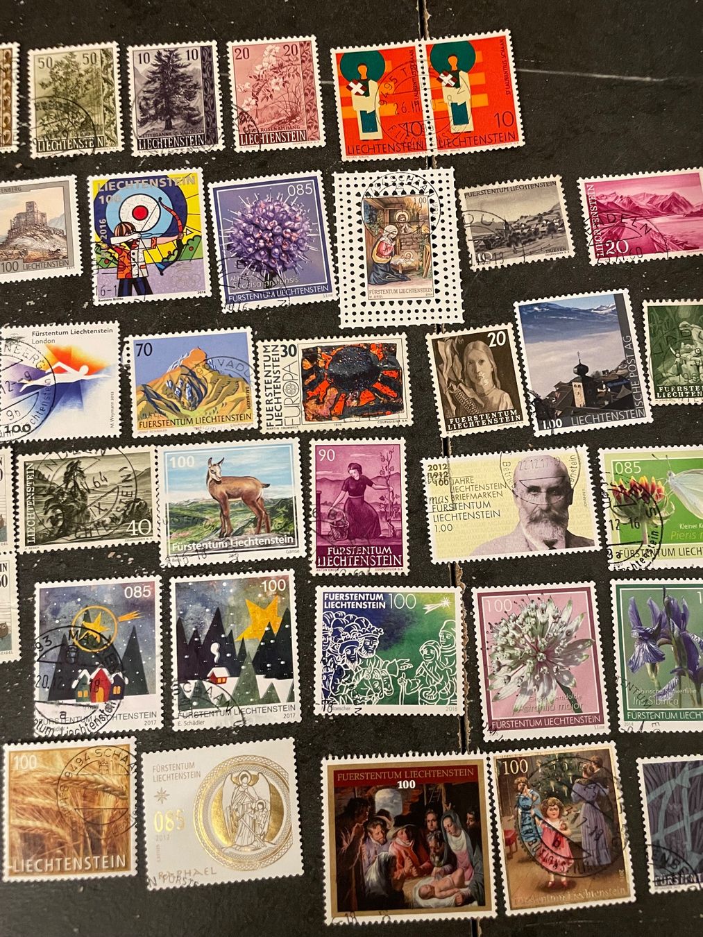 Tous les timbres: Lot Liechtenstein – D'occasion à St-Légier-Chiésaz par Theo006 4