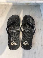 Quiksilver Flip-Flops Schwarz Muster Grösse 43 guter Zustand