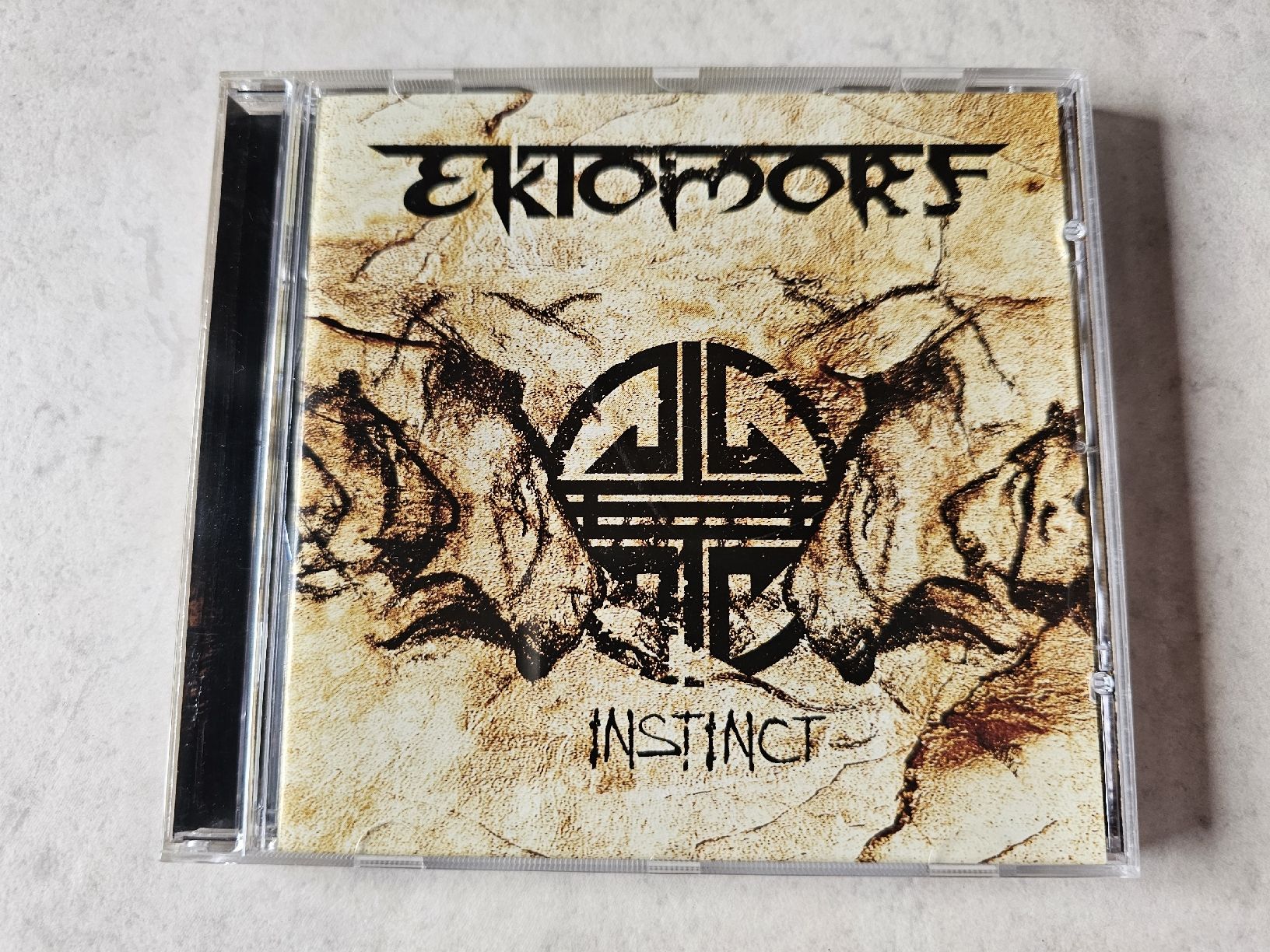 CD: Ektomorf  -  Instinct – Usato da Schneisingen venduto da backstore24