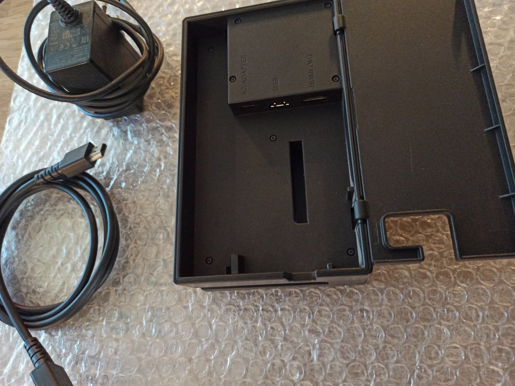 Dockingstation: Original Nintendo Switch TV-Dockingstation mit Netzteil NSW – Gebraucht aus Oberweningen von mar_87mx 4