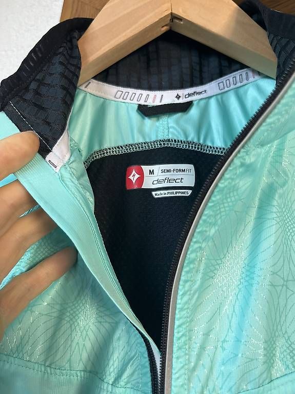 Jacken: Velo Windjacke  – Gebraucht aus Flumserberg Theim von lavgu 2