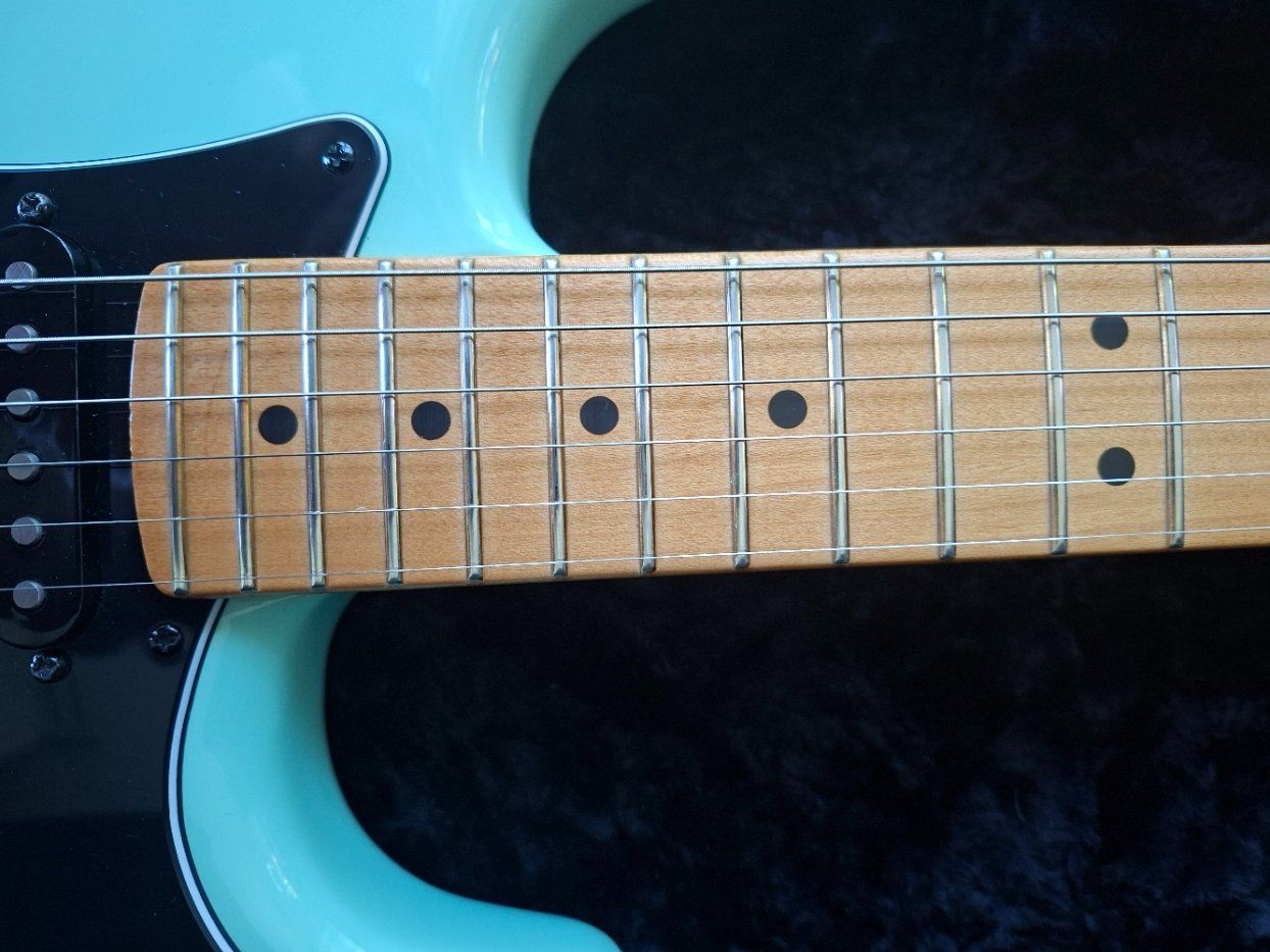 Strumenti musicali: Gitarre Fender Stratocaster – Nuovo (secondo la descrizione) da Richterswil venduto da Vox55 1
