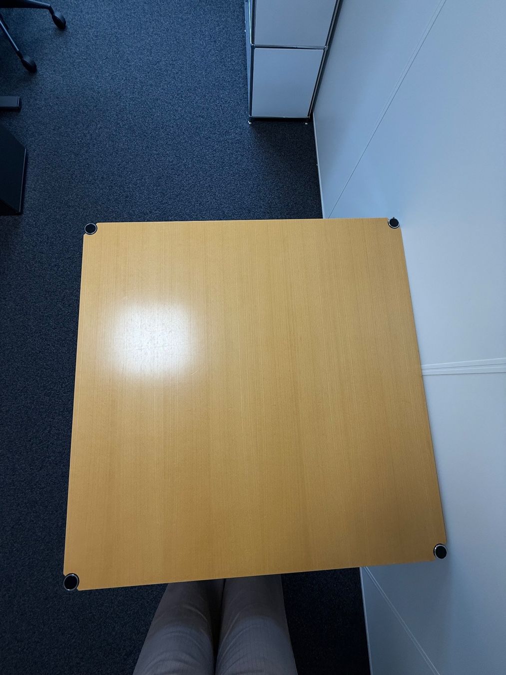 USM Tische: USM Tisch – Gebraucht aus Zürich von off_7ktg 2