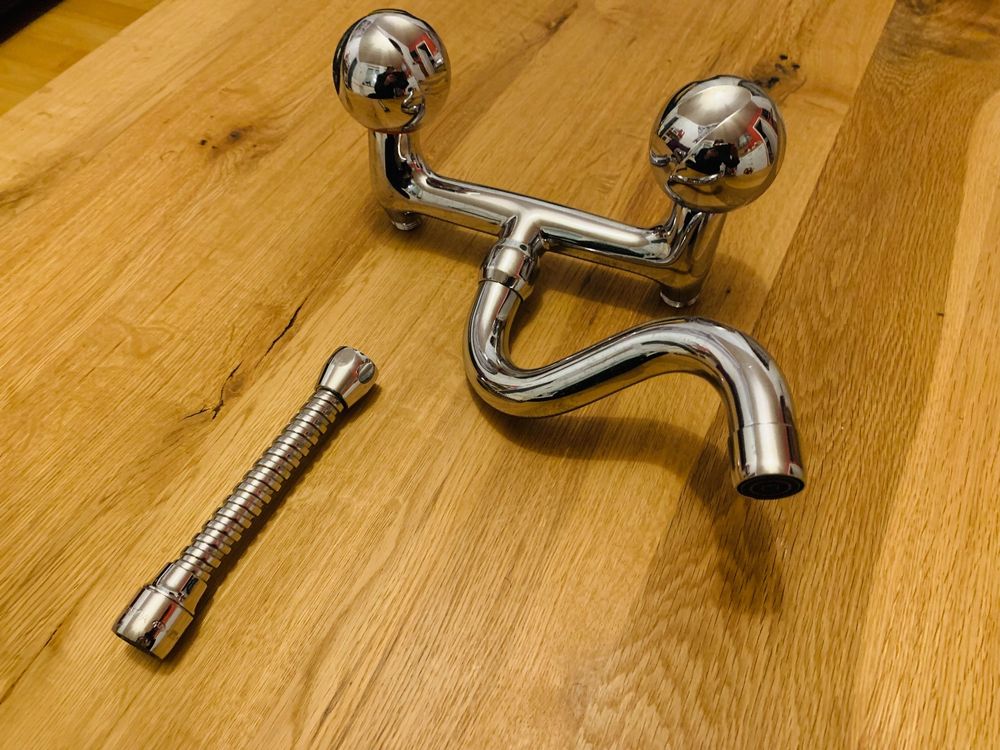 Wohnwagen Wasserhahn Mischbatterie - 360° Schwenkauslauf Mit 2 Schläuchen Für Van & Wohnmobil