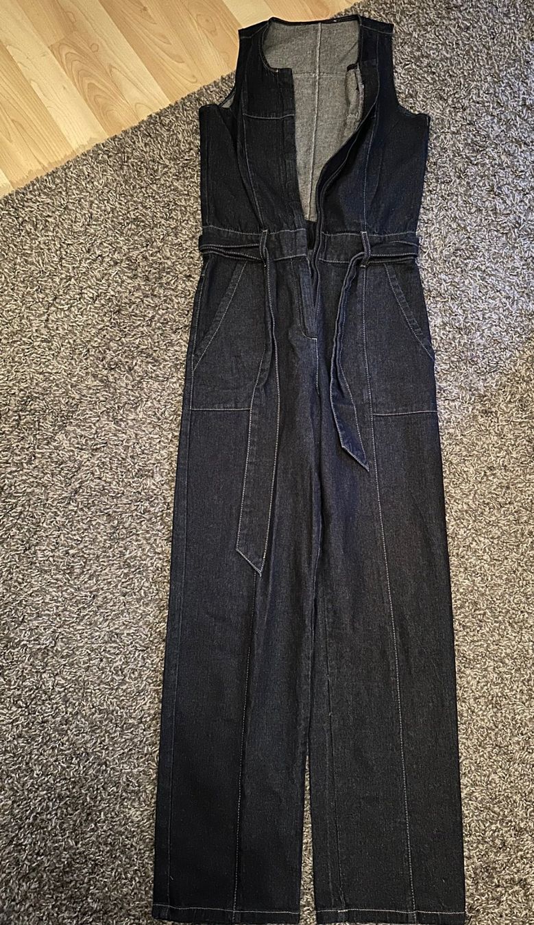 Jumpsuits: traumhafter Jeansoverall – D'occasion à Sins par Taschending 2