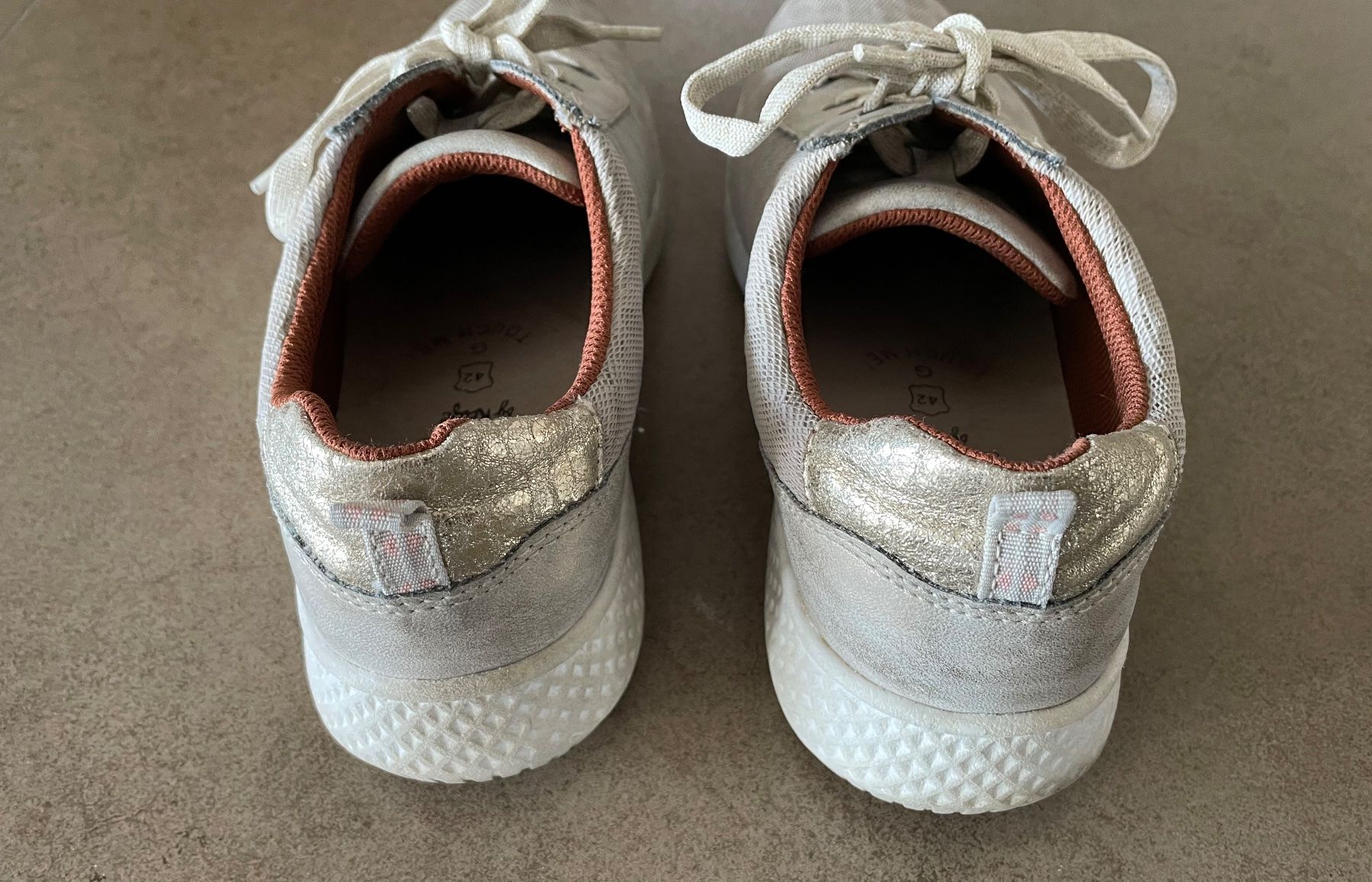 Scarpe da donna: Sneakers Go Soft – Usato da Bronschhofen venduto da Sommernacht03 2