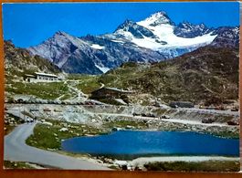Sustenpass - Restaurant Quick - Parking autos