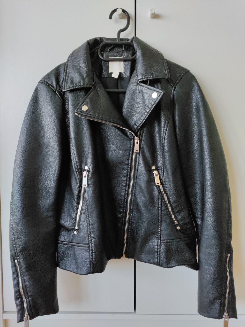 H&M Giacche: H&M Black Jacket – Nuovo (secondo la descrizione) da Basel venduto da yat_r699