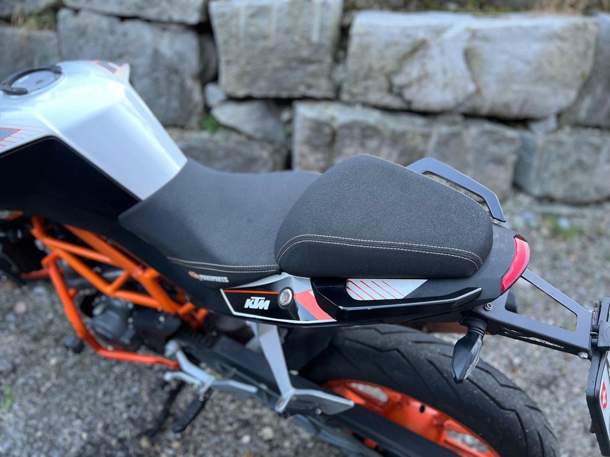 KTM Route: KTM Duke 390 ABS – D'occasion à Dietwil par kim_9ntv 7