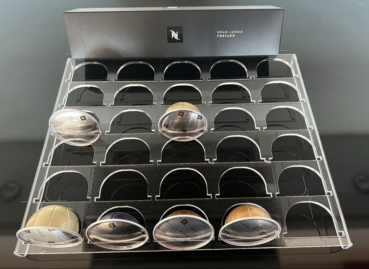 Nespresso Altro per la casa: Nespresso Vertuo Kapselhalter NEU – Nuovo (secondo la descrizione) da Winterthur venduto da ruebliangel