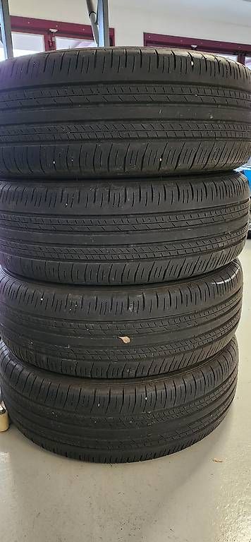 Pneumatici & Ruote complete: 225/60R18 – Usato da Fehraltorf venduto da Werkstatt85