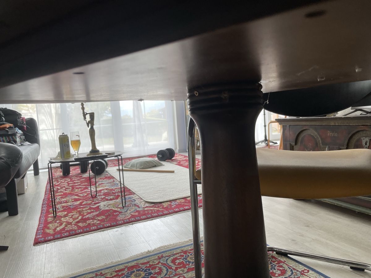 Tavoli: Alter Schmucktisch – Difettoso da Meierskappel venduto da Hala03 5