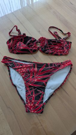 Wunderschönes Bikini - Gr. 38 / B-Cup