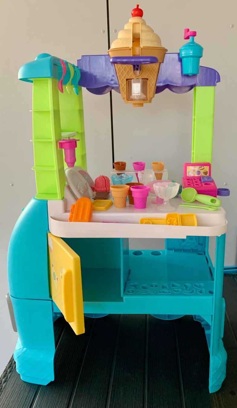 Play-Doh Spielzeuge: Play-Doh Grosser Eiswagen als Spielcenter. – Gebraucht aus Küsnacht ZH von ast_26yp 1
