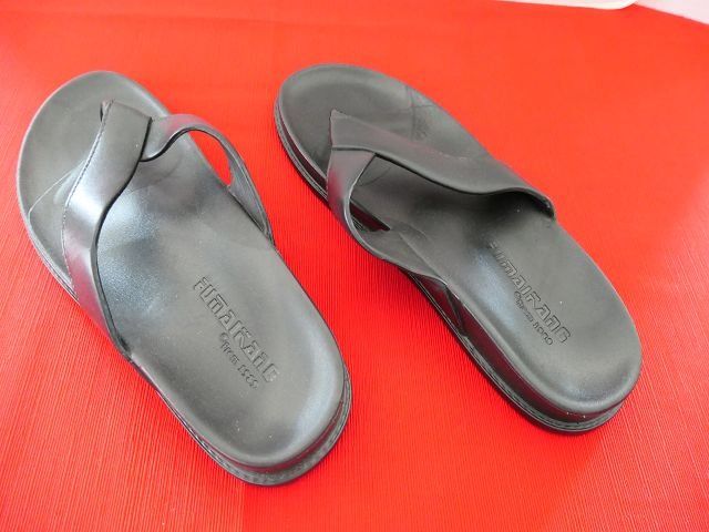Scarpe da uomo: Flip-Flops Schwarz, sehr weiches Material – Usato da Ergisch venduto da Haemmerli59 2