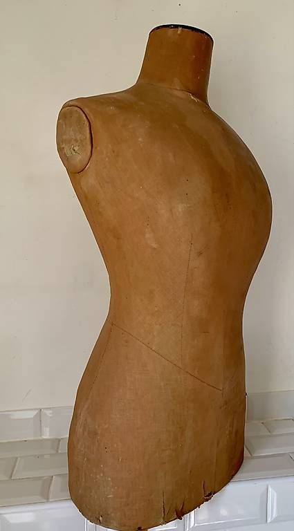 Allestimento di negozi e stand fieristici: Mannequin de couture ancien – Usato da Montreux venduto da Barber_Swiss_Vintage 3