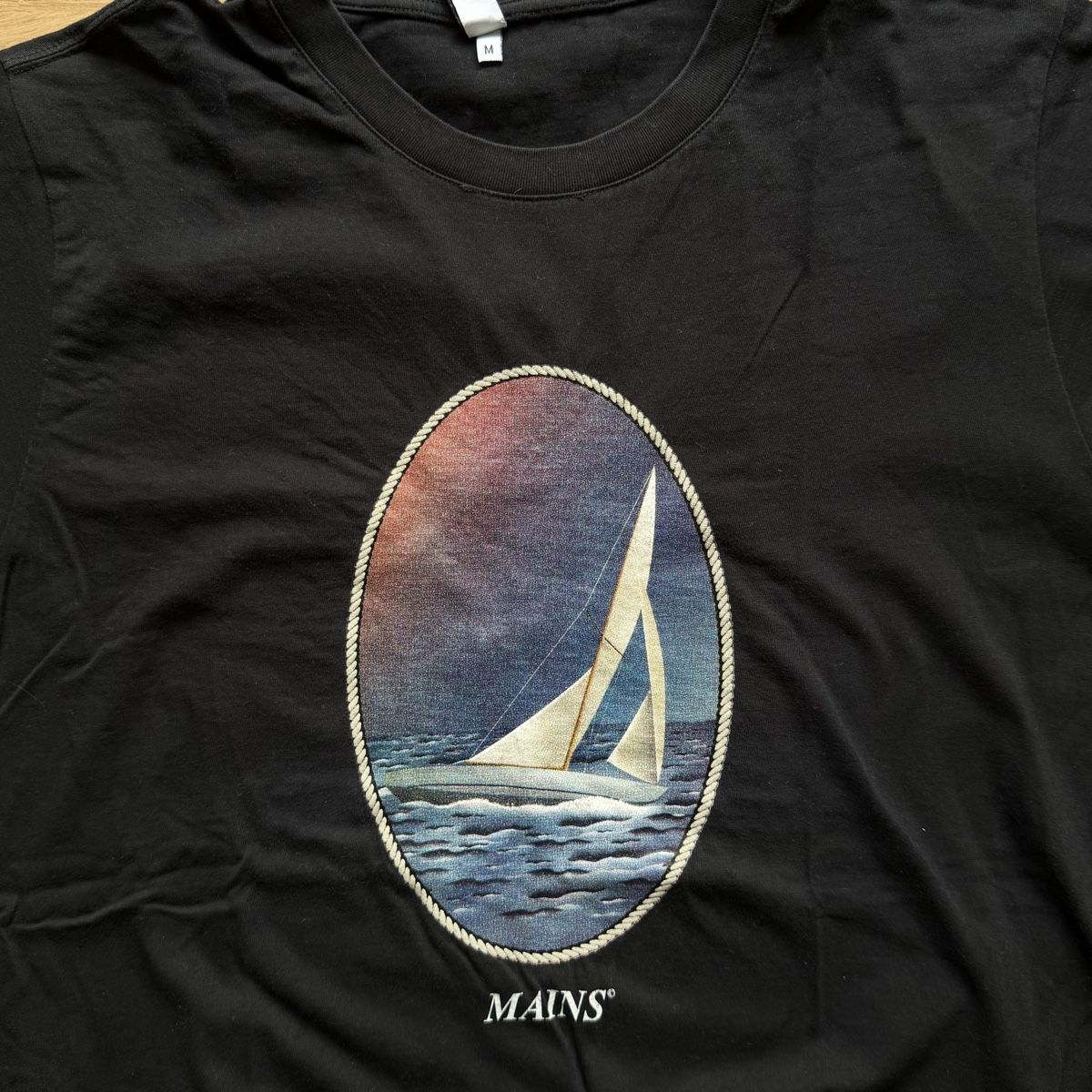 T-shirt: MAINS Shirt Gr L – Usato da Au ZH venduto da tmnhllr 1
