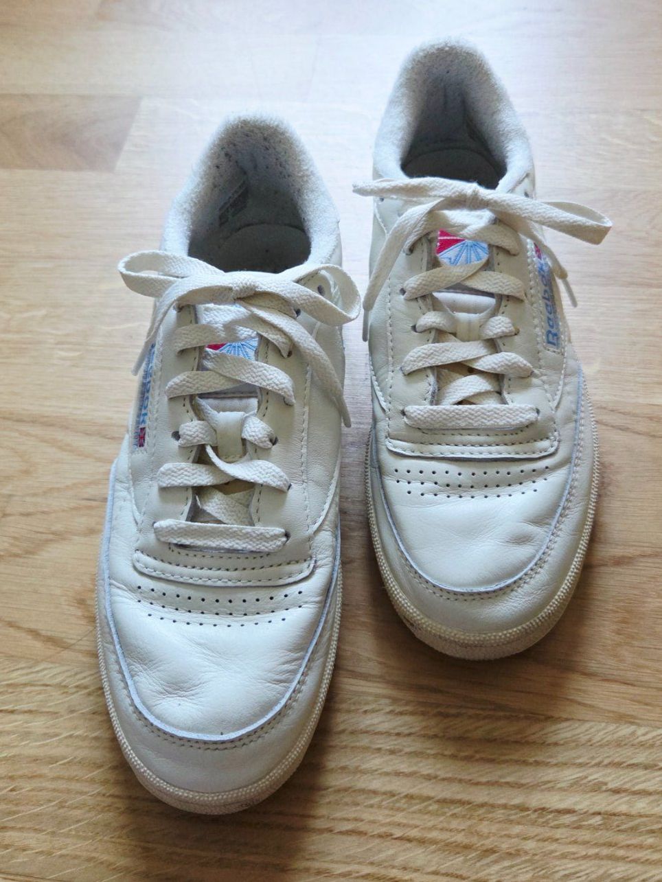 Reebok Scarpe da donna: Reebok Classic - chalk alabaster sky blue – Usato da Thun venduto da angerber 1