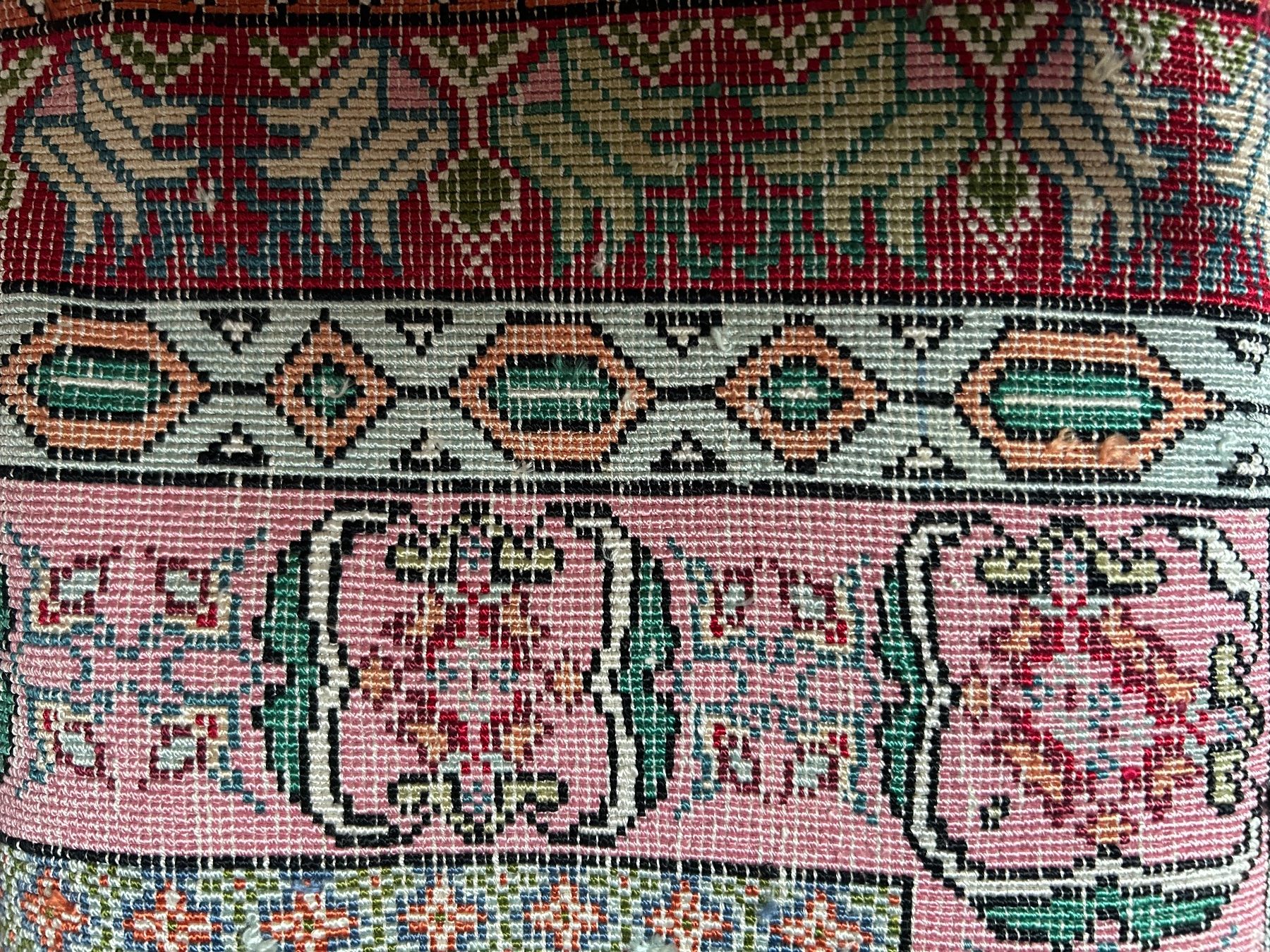 Teppiche: Seidenteppich Handarbeit – Gebraucht aus Wildhaus von rosenblatt01 9