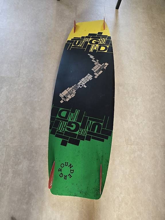 Kite: Kiteboard mit Bindung – D'occasion à Herisau par RaffiHausi 3