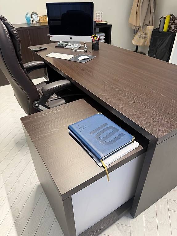 Tische: SET UFFICIO DIREZIONALE COMPLETO- PERFETTE CONDIZIONI. – Gebraucht aus Lugano von club.888 1