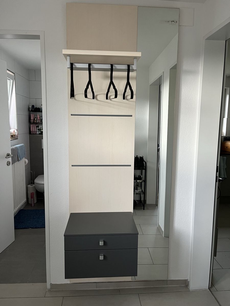 Guardaroba: Garderobe – Nuovo (secondo la descrizione) da Sursee venduto da ivro98