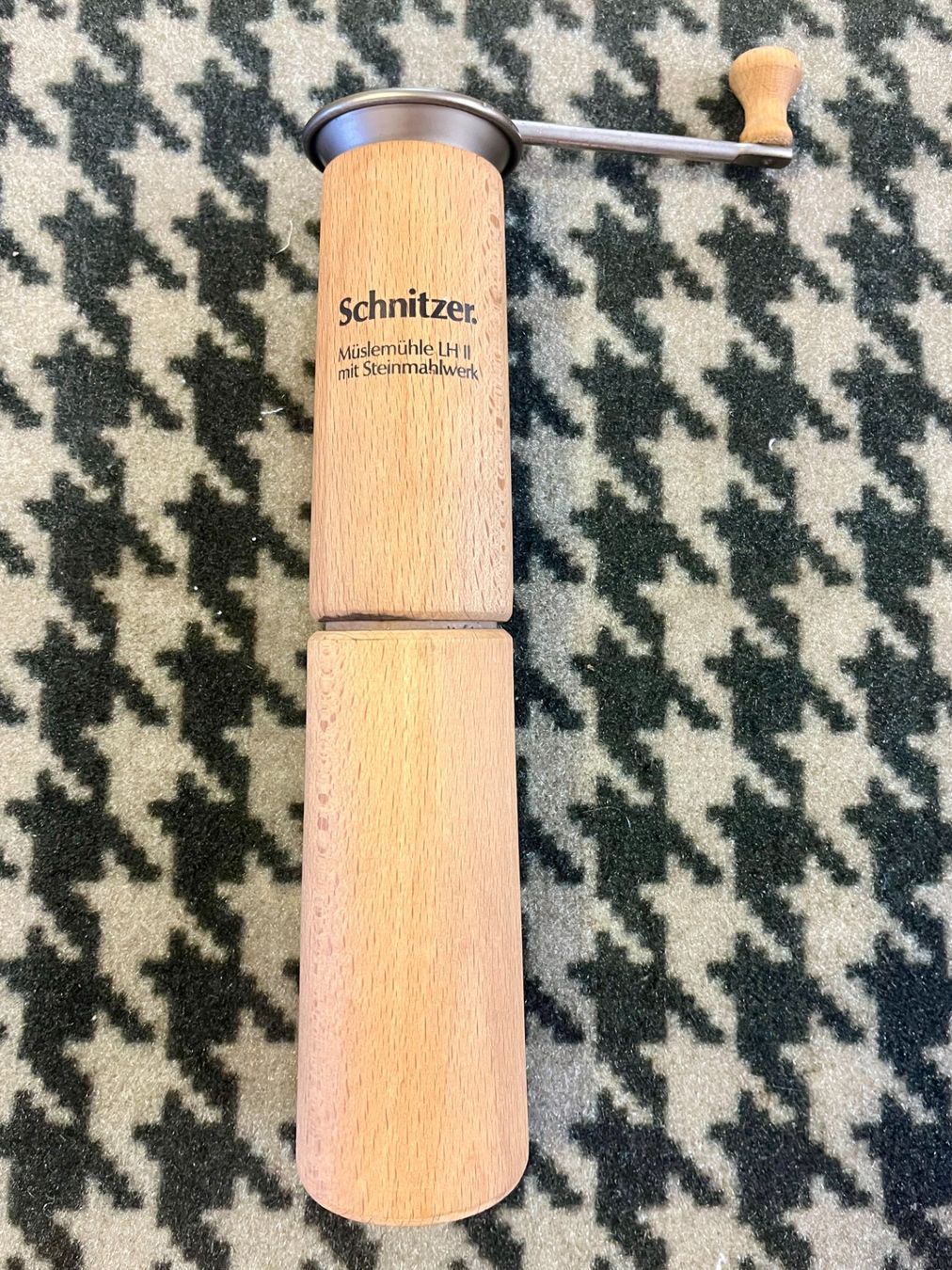 Küchengeräte: Schnitzer Kaffeemühle Handmühle Holz – Gebraucht aus Zürich von Dmbz