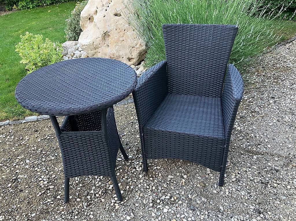 Tables: Gartentisch mit Stuhl – D'occasion à Zürich par fonti04