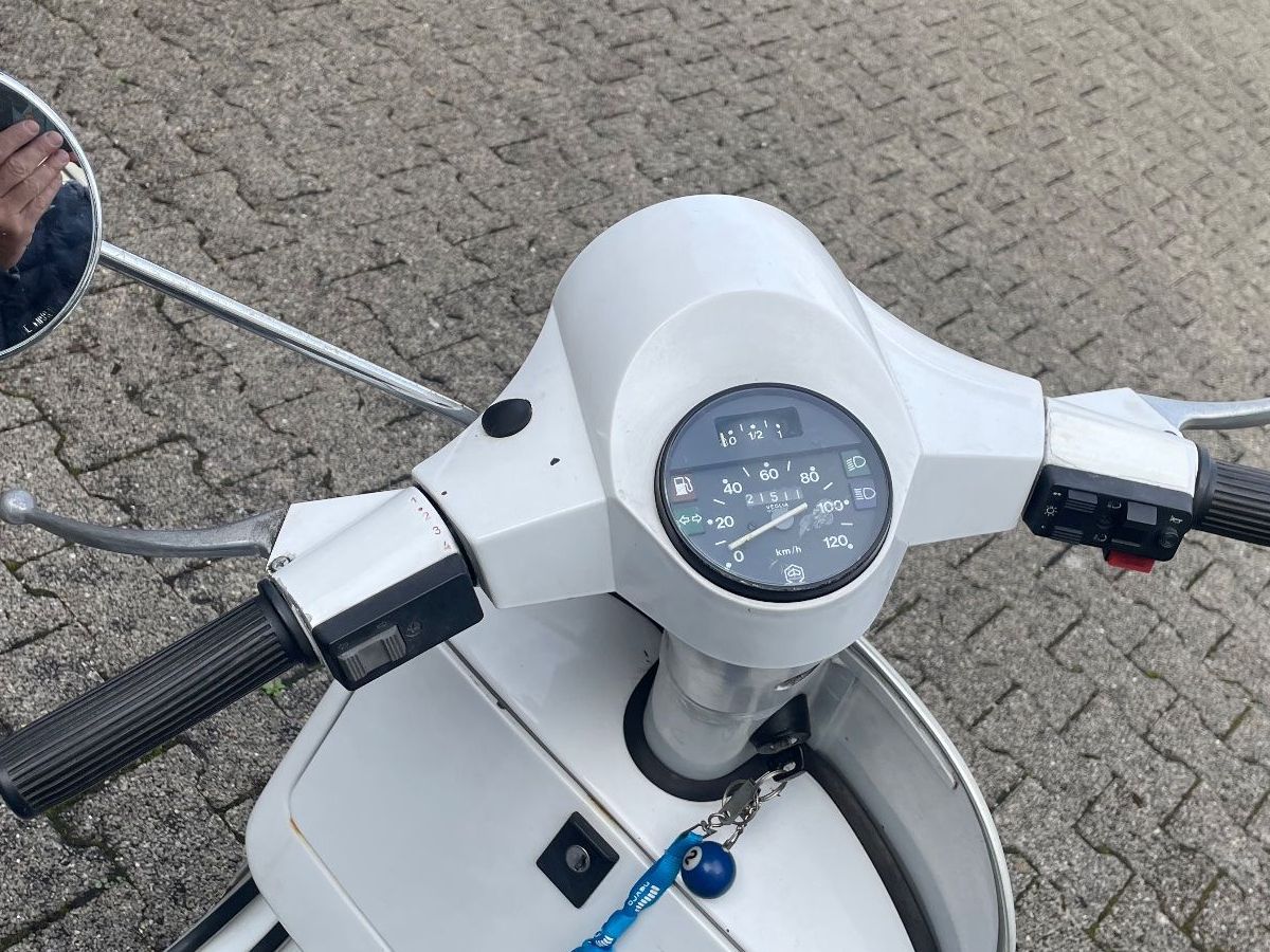 Piaggio Strasse: Piaggio Vespa PX 125 E – Gebraucht aus Bassersdorf von Tircktrack 3