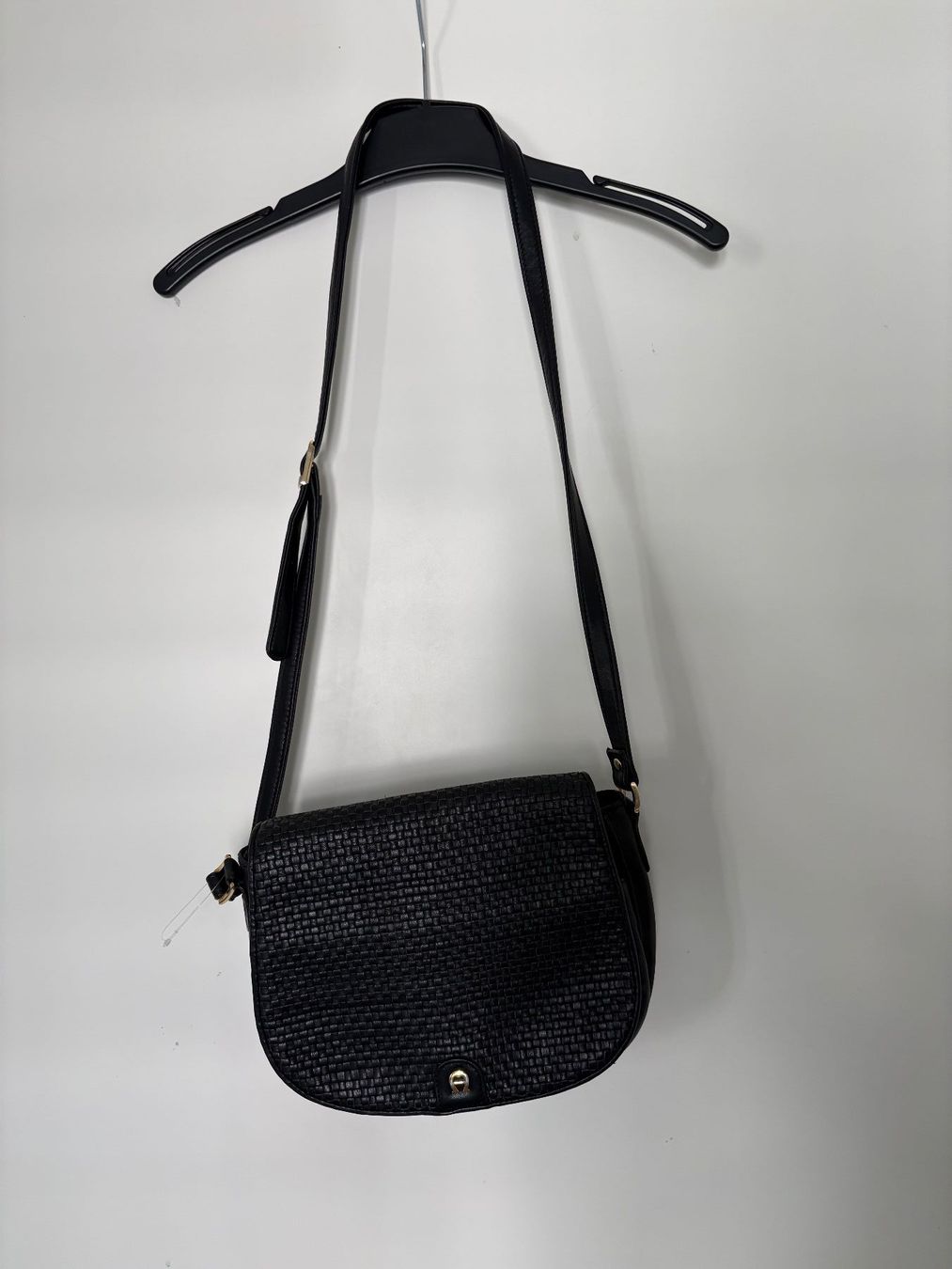 Aigner Borse da donna: Etienne AIGNER Bag - Leather - 24 x 19 cm – Usato da Muzzano venduto da Sidney_3 1