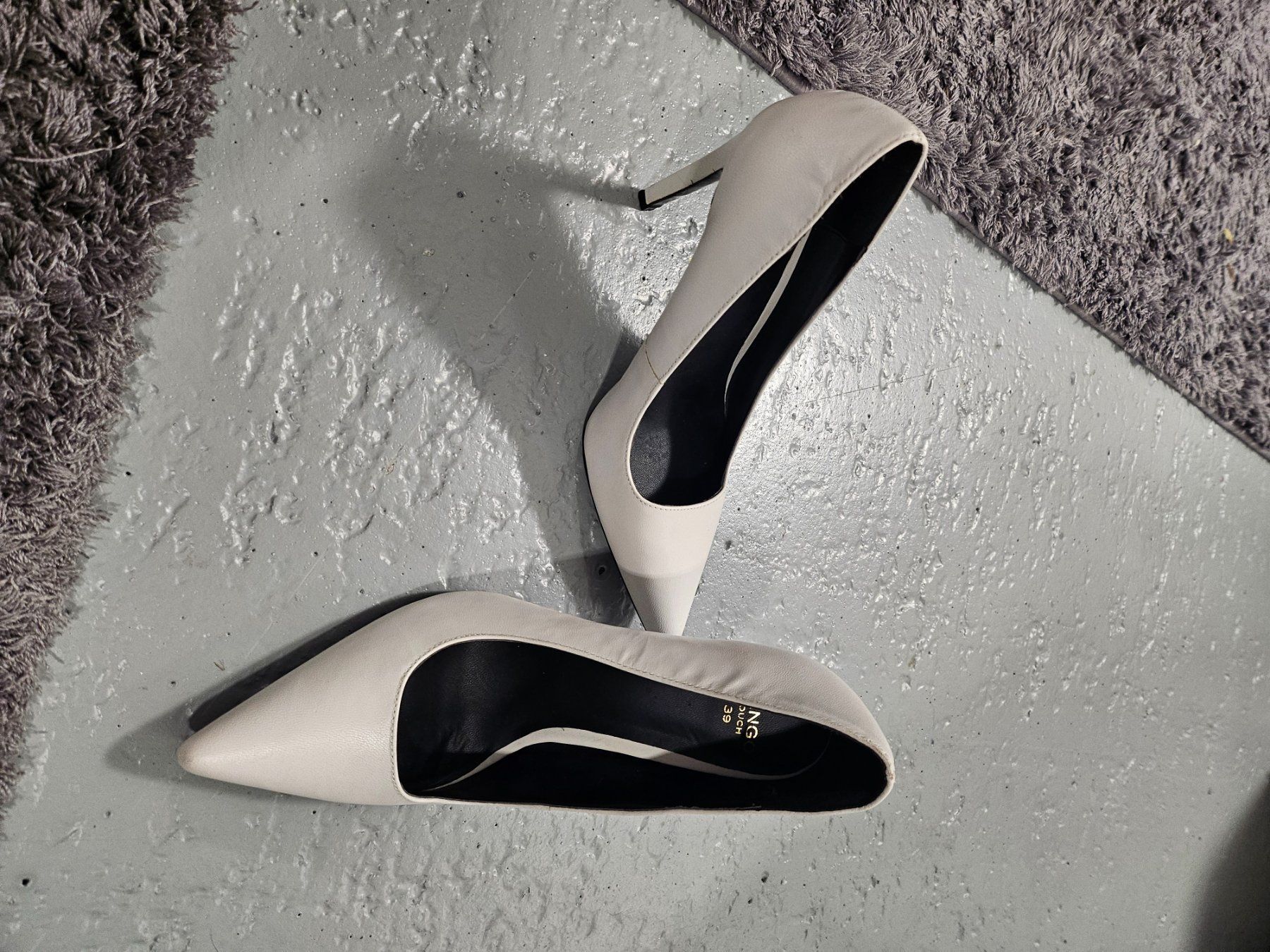 Mango Chaussures femmes: Chaussure taille 39 – D'occasion à Croy par sylvie1350
