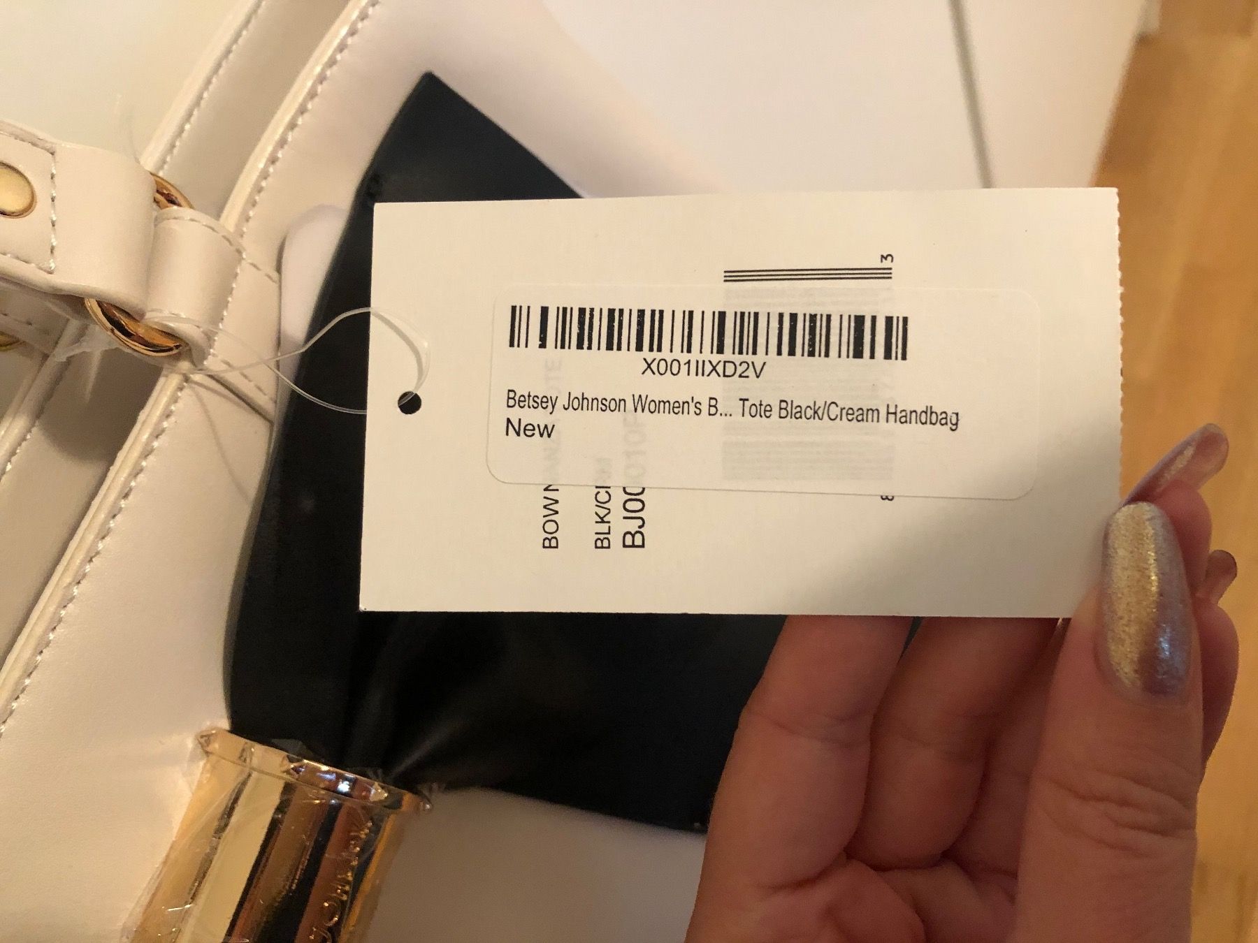 Jj Benson Taschen für Damen: Sac à main Betsey Johnson – Neu und originalverpackt aus St-Sulpice VD von elo_9ghs 1