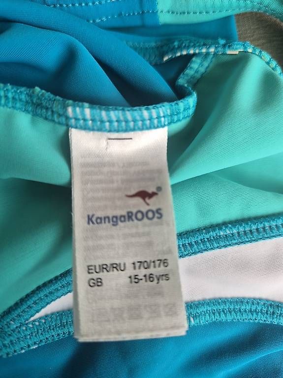 Badekleider & Bikinis: Badeanzug Kangaroos Gr. 170/176 – Gebraucht aus Bülach von Best-Touchdown 2