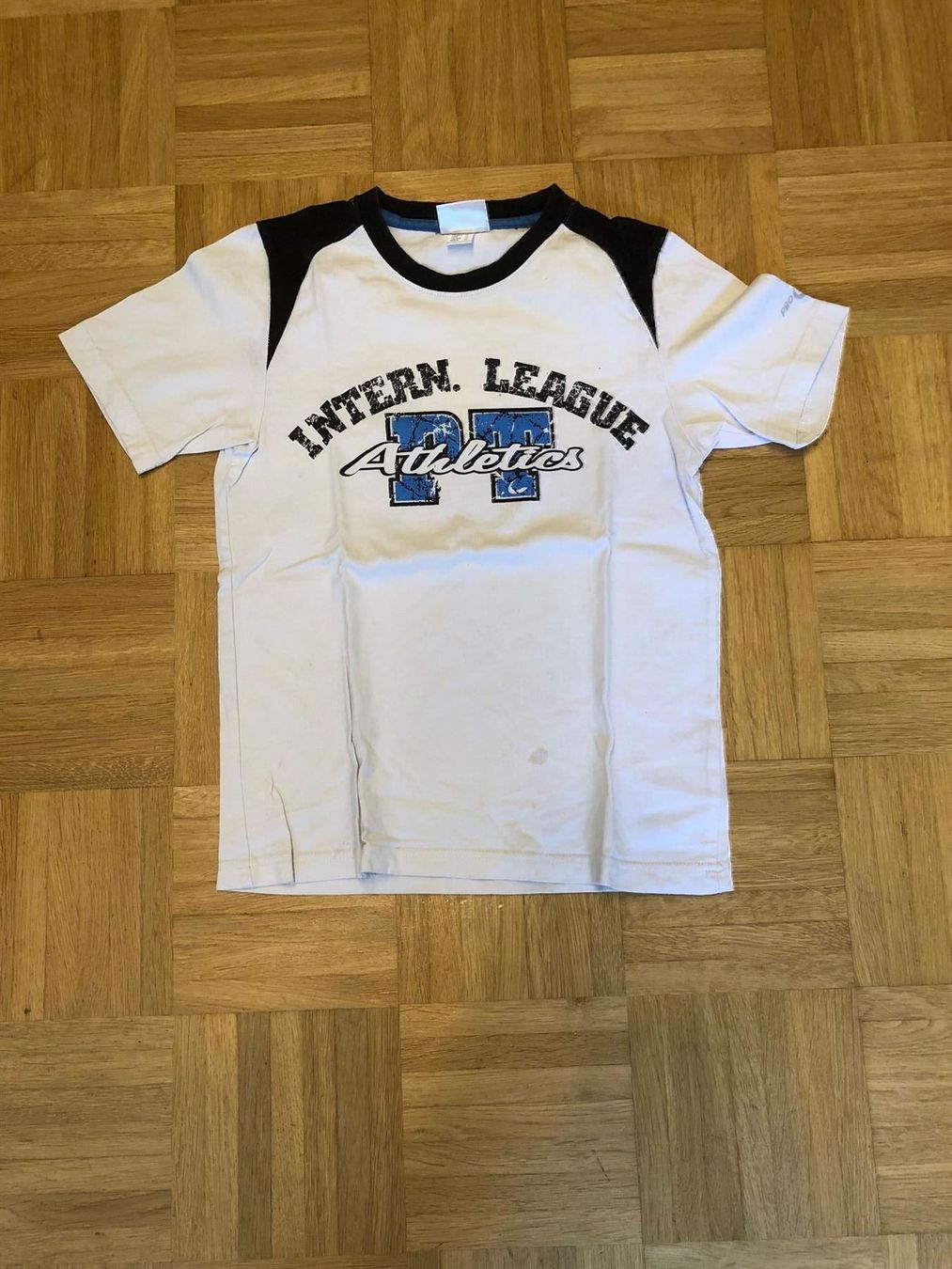 Camicie, T-shirt & Polo: Pro Touch T-Shirt  Grösse 140 – Usato da Münchenstein venduto da BasileaOutletStore