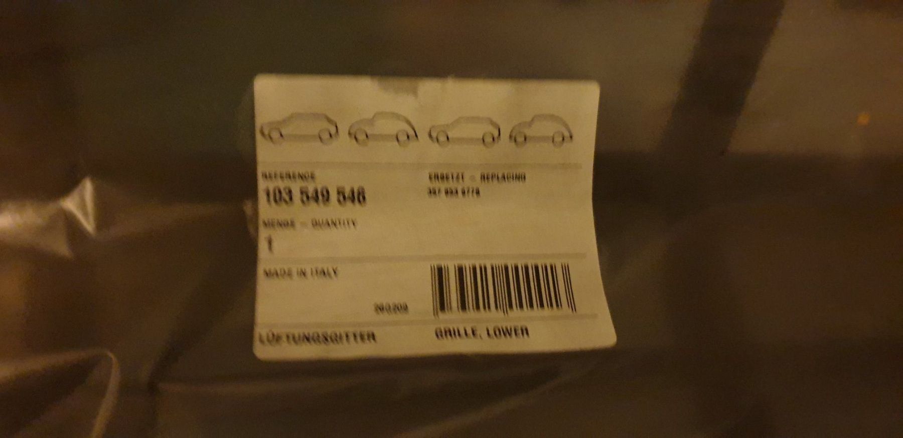 VW Tutti pezzi di ricambio auto: VW Passat 35i Stossstangengrill – Nuovo e nell'imballaggio originale da Schönenwerd venduto da Schleuni01