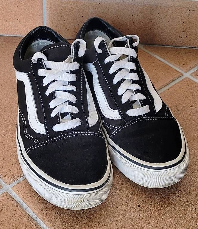Herrenschuhe: Vans old skool – Gebraucht aus Ligornetto von hav_9tdh