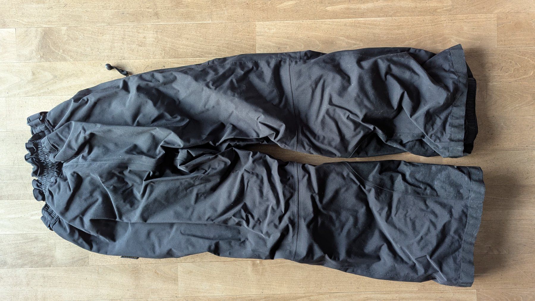 Jack Wolfskin Pantaloni: Jack Wolfskin Kinder Skihose gr. 152 – Usato da Luzern venduto da Cado12 2