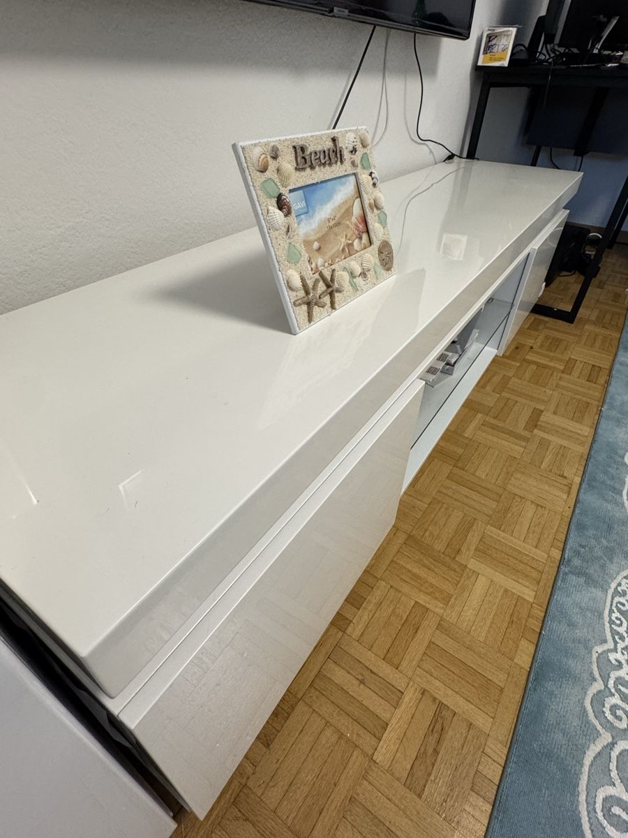 Conforama TV Möbel: Fernsehmöbel – Gebraucht aus Zürich von ete_lw2x 1