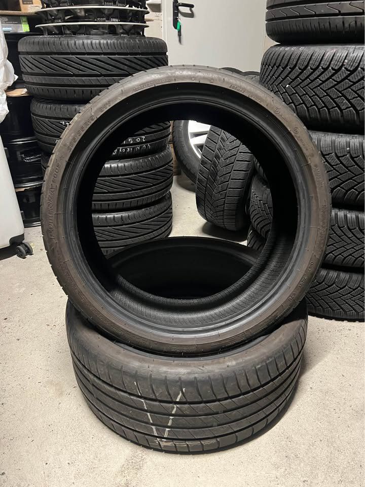 Bridgestone Pneus & Kompletträder: 235/35R19 91Y Bridgestone Potenza S005 * – Gebraucht aus Pratteln von pne_rw2w 2
