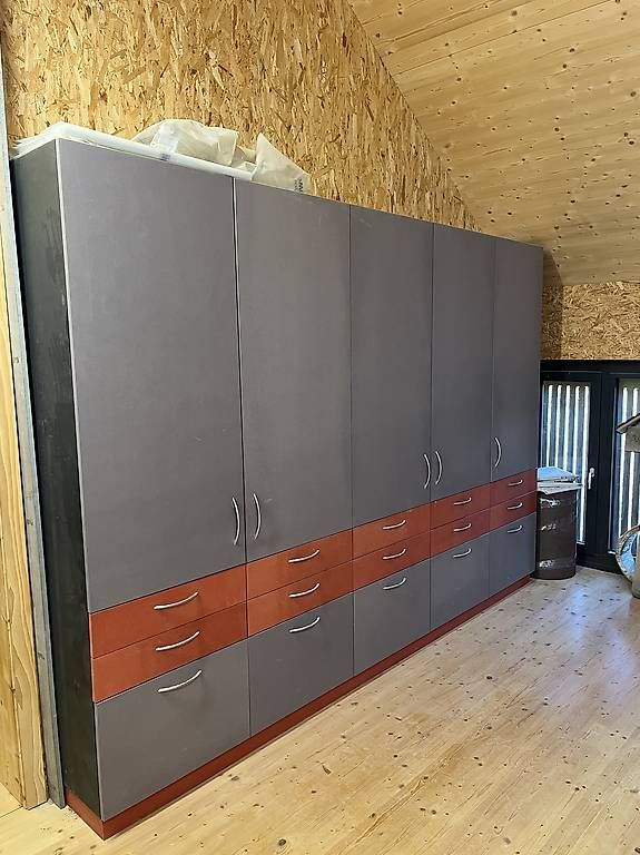 Schränke: Schrank – Gebraucht aus Fahrwangen von fiat616