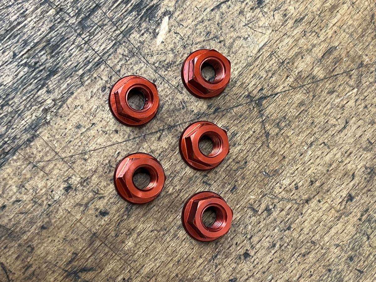 Ducati Tutti i ricambio per moto: 5x Aluminium Muttern M8 7075 T6 – Usato da Sirnach venduto da Desmo8 1