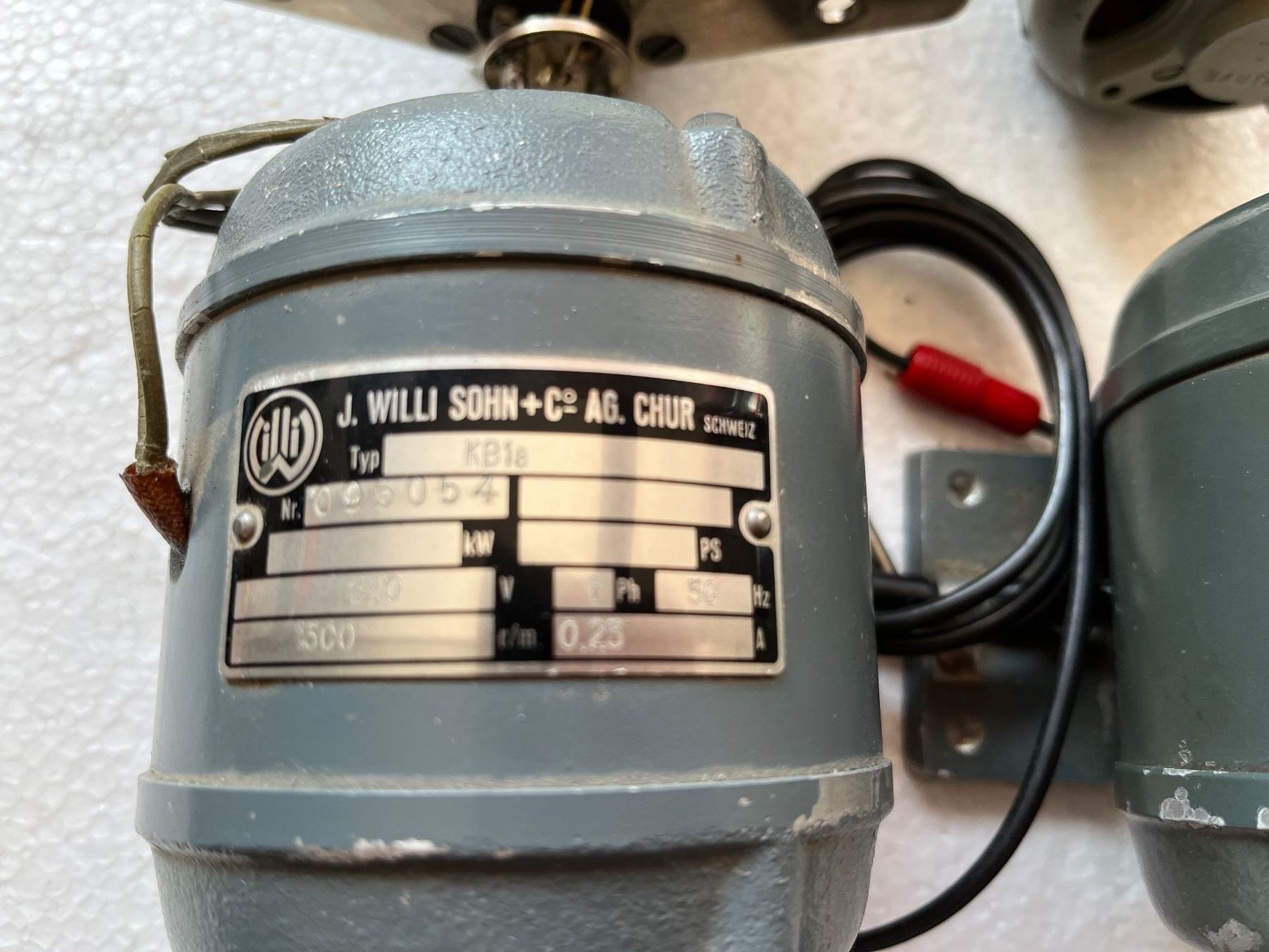 Moteurs: Kleinmotoren Elektro – D'occasion à Küblis par hypofacto 1