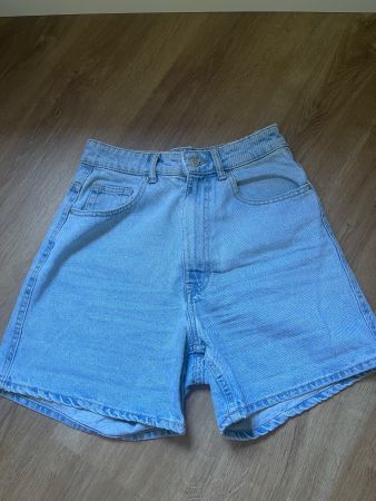Hellblaue High-Waist Jeans Zara Gr 34