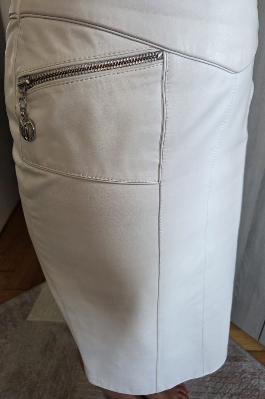 Versace Gonne: Jupe en cuir Versace Classic, taille S. – Usato da Neuchâtel venduto da wikit 4