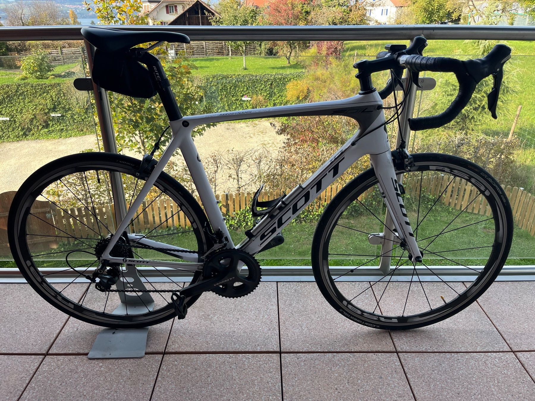 Scott Vélos: Scott Foil 10 – D'occasion à Faoug par metropark 1