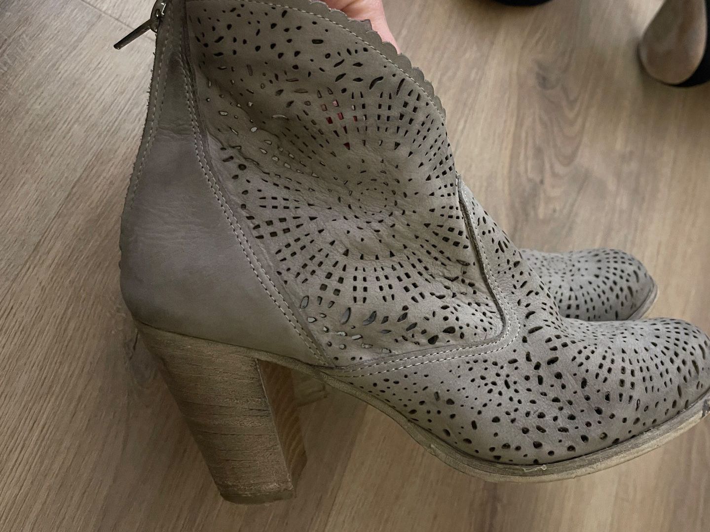 Scarpe da donna: Stiefelette Damen 38 – Usato da Winterthur venduto da mje_t9cr 1