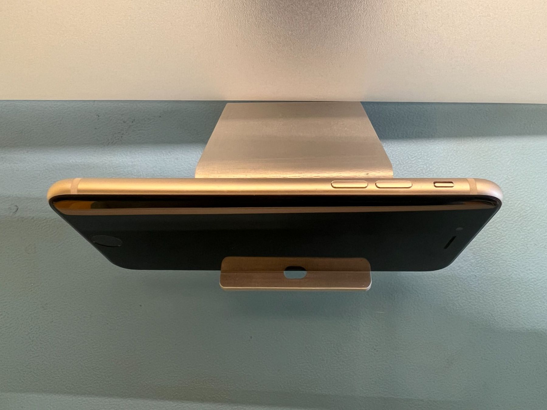 Apple Telefoni cellulari / Smartphones: iPhone SE (3e génération) 64GB Blanc – Usato da Sonceboz-Sombeval venduto da com_dt7m 8